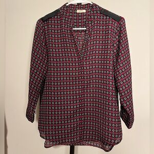Antilia Femme Top Black Red Print Blouse 3/4 Tab‎ Sleeve Small